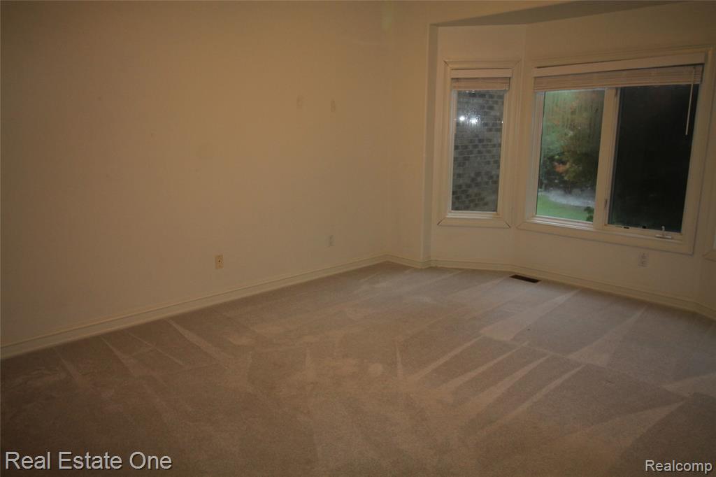 3417 Hidden Oaks Lane Property Photo 19