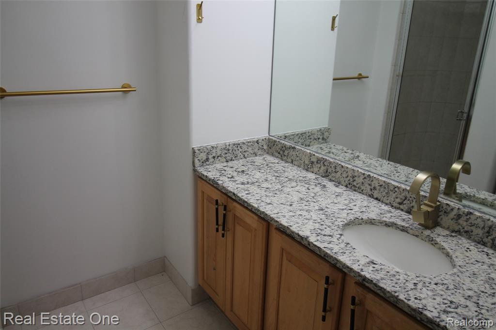 3417 Hidden Oaks Lane Property Photo 40