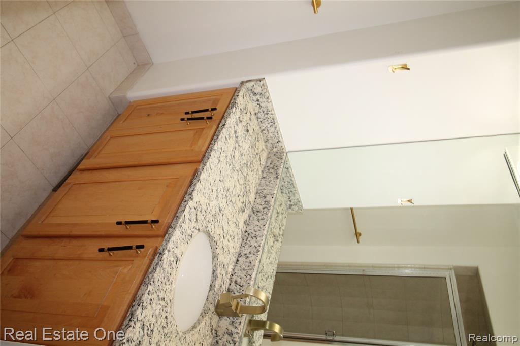 3417 Hidden Oaks Lane Property Photo 41
