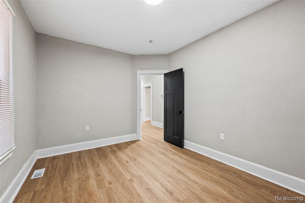2254 Taylor Unit #1 Street Property Photo 16