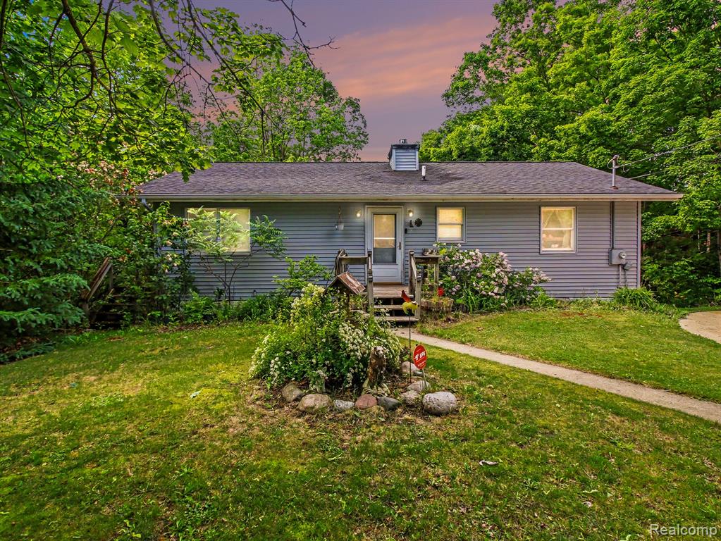 3621 Atkins Road Property Photo 1