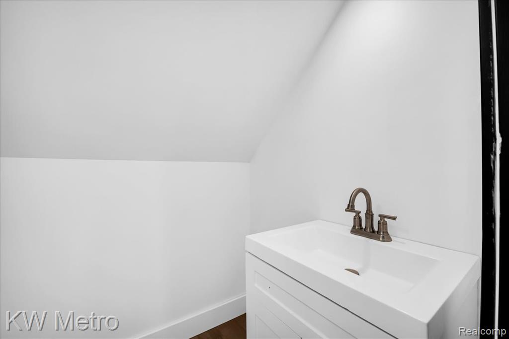 1685 Glynn Court Property Photo 28