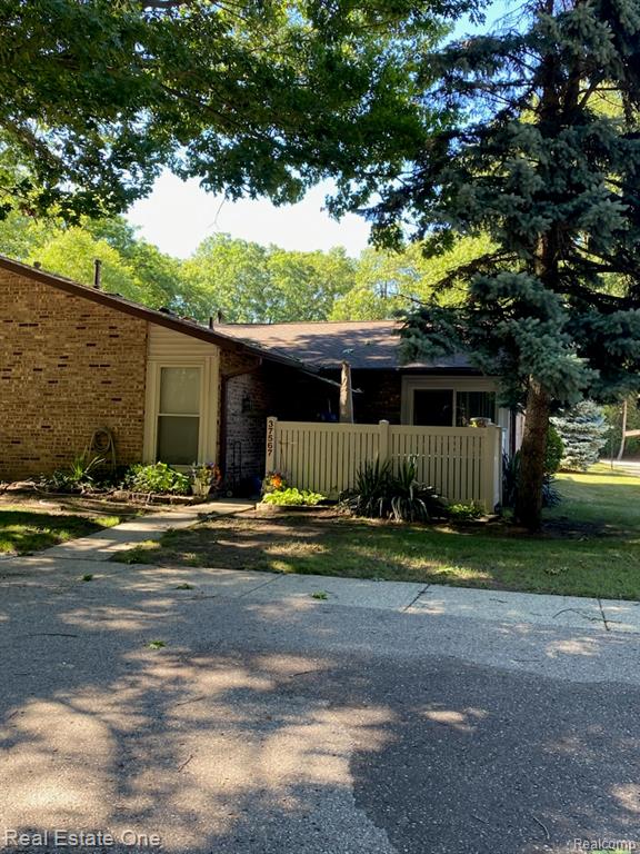 37567 Barkridge Circle Property Photo 1