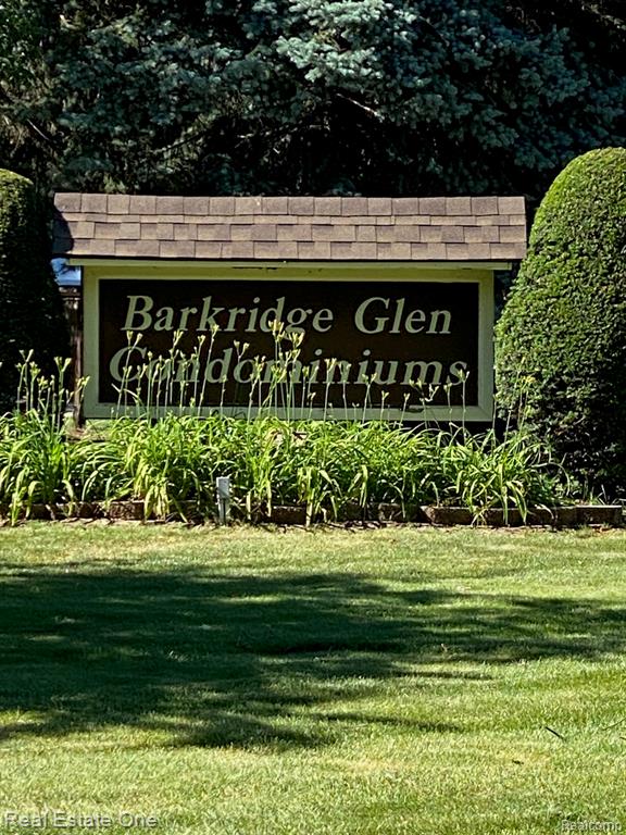 37567 Barkridge Circle Property Photo 4