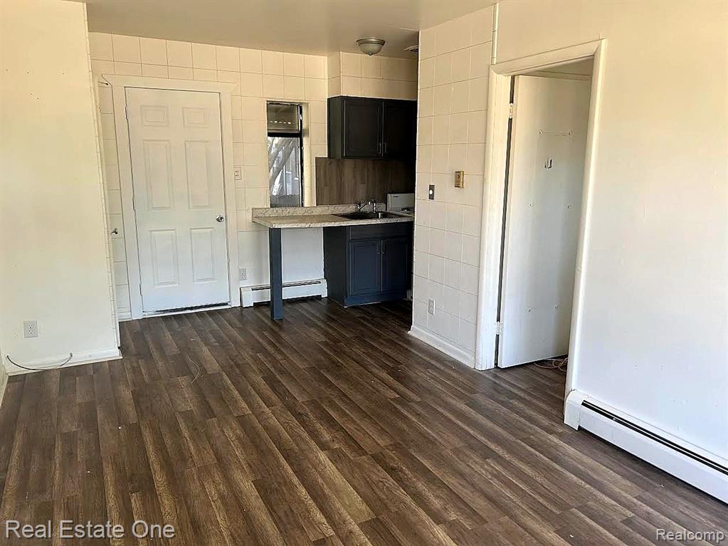 162 Burke Street Property Photo 7