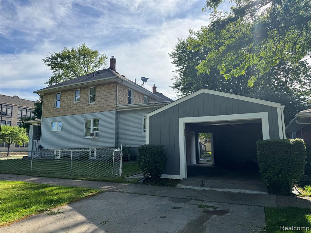 563 Eureka Road Property Photo 2
