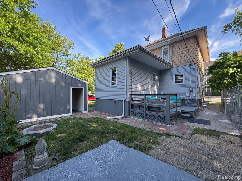 563 Eureka Road Property Photo 4