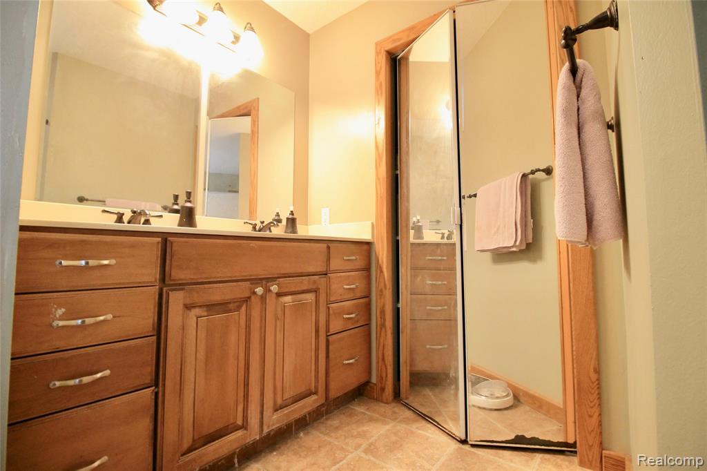 3515 Lahring Property Photo 9