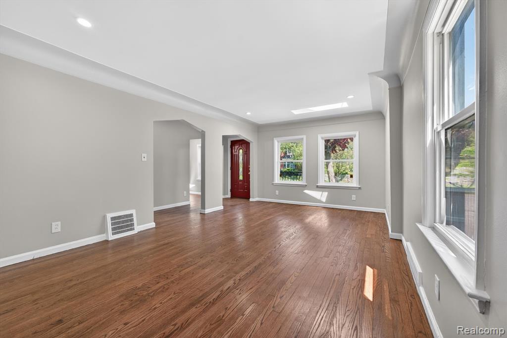 1781 Brys Drive Property Photo 6
