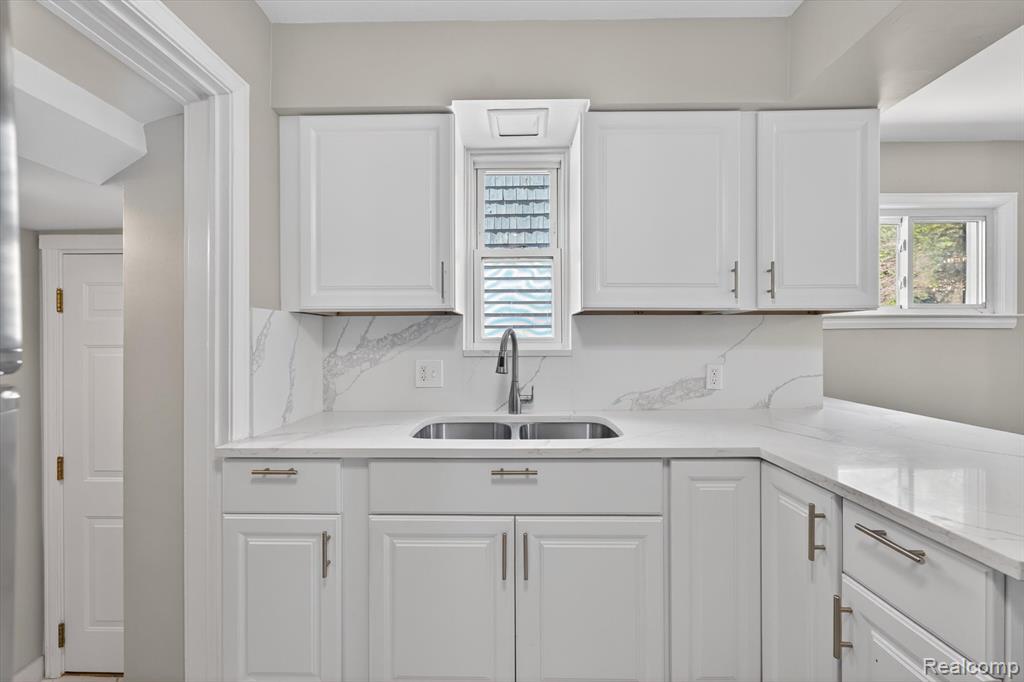 1781 Brys Drive Property Photo 13