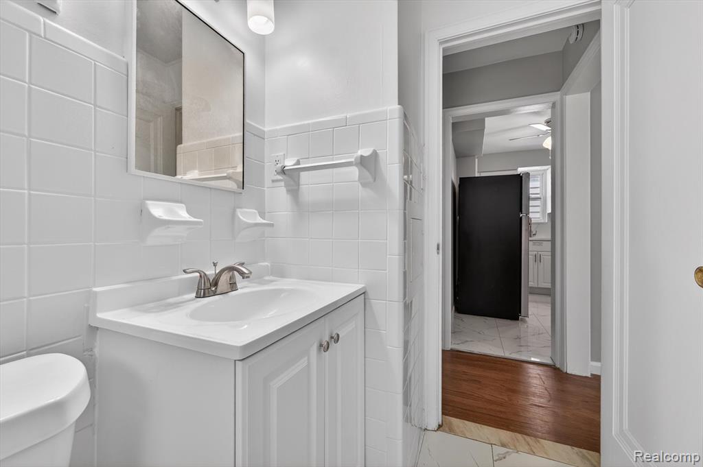 1781 Brys Drive Property Photo 16