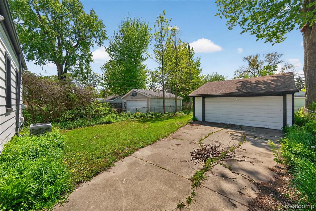 1781 Brys Drive Property Photo 34