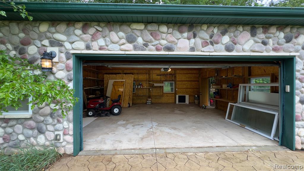 2608 E Sutton Road Property Photo 58