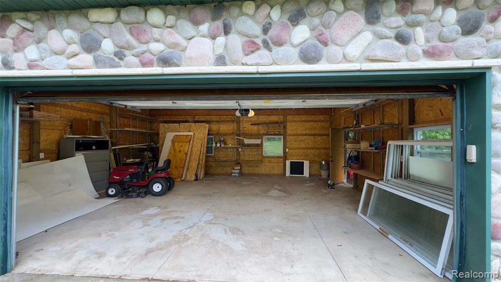2608 E Sutton Road Property Photo 59
