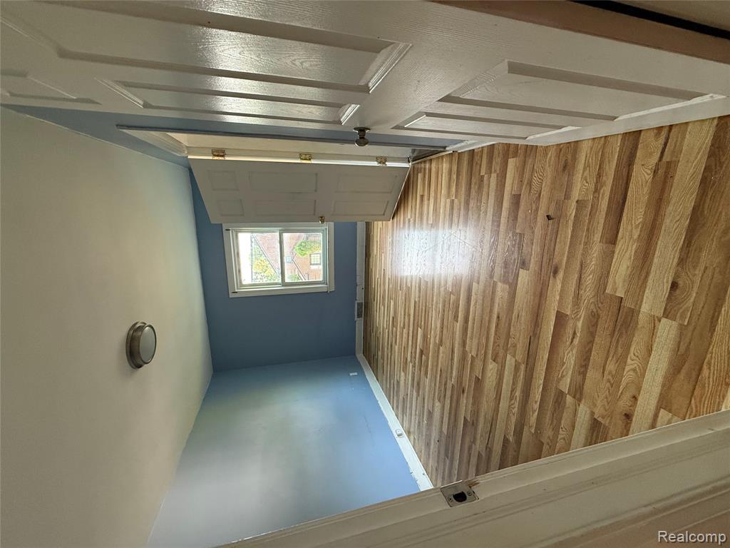 16705 Plainview Avenue Property Photo 26