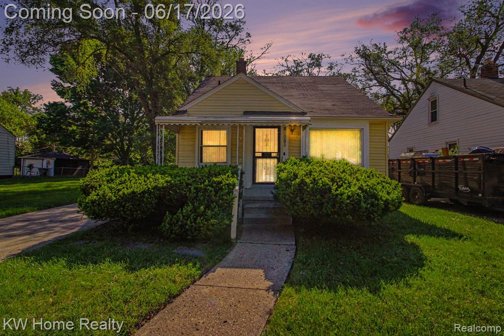 18426 Winthrop Street Property Photo 2