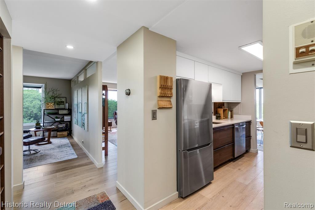 1300 E Lafayette Street Property Photo 4