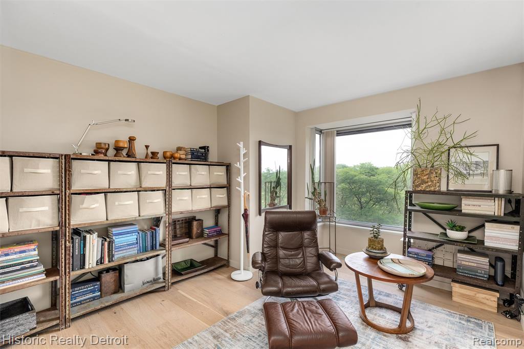 1300 E Lafayette Street Property Photo 15