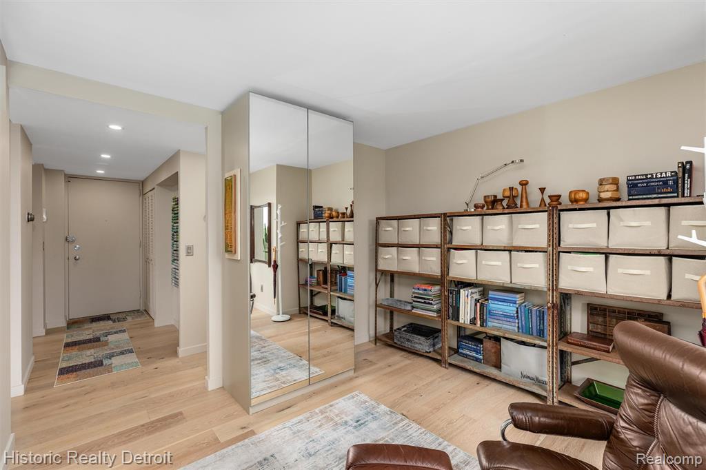1300 E Lafayette Street Property Photo 16