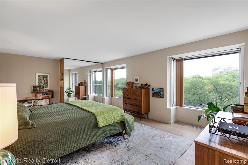 1300 E Lafayette Street Property Photo 23