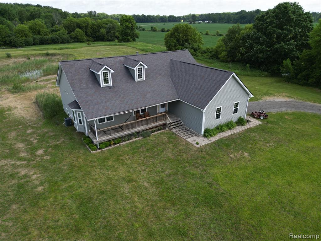 2543 Greenwood Road Property Photo 4