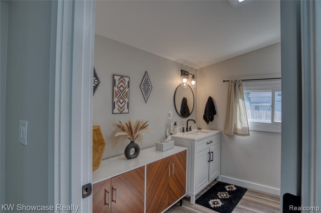134 2nd Street Property Photo 13
