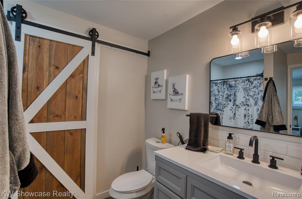 134 2nd Street Property Photo 18