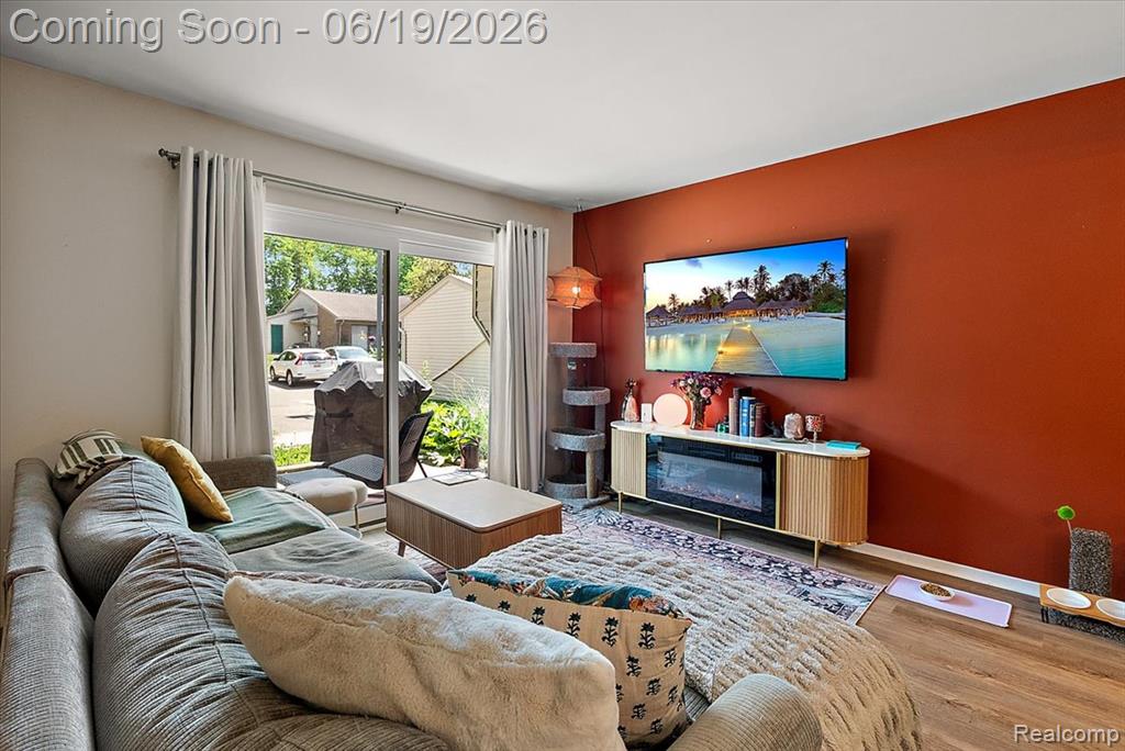 399 Spring Brooke Drive Property Photo 10