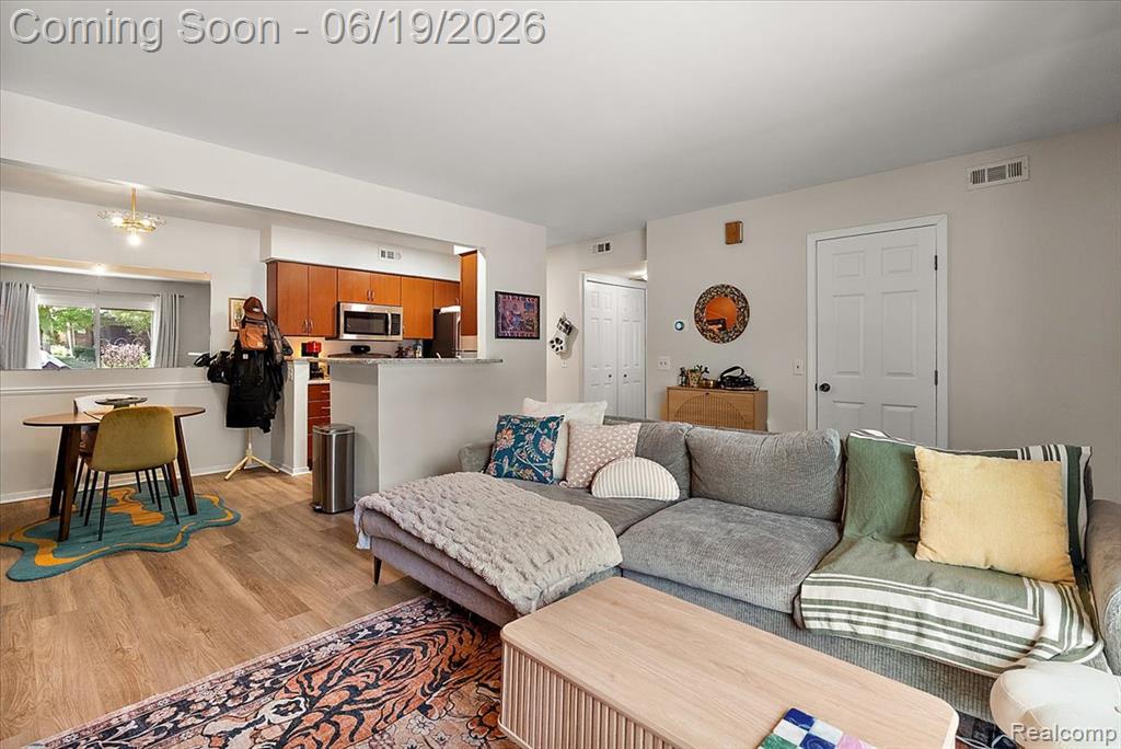 399 Spring Brooke Drive Property Photo 11
