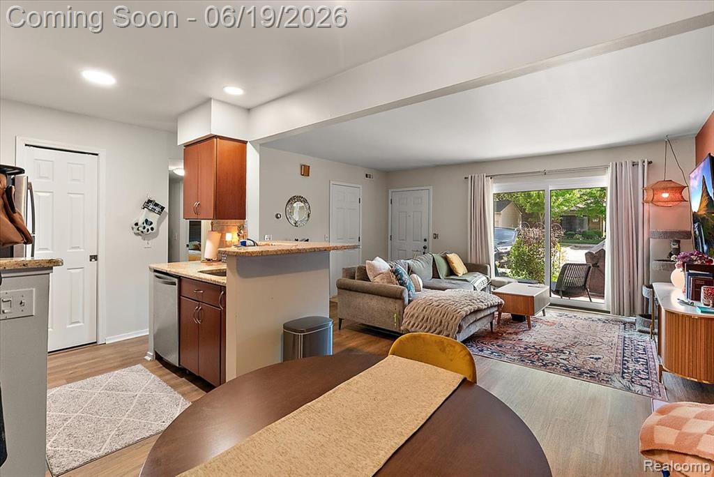399 Spring Brooke Drive Property Photo 13