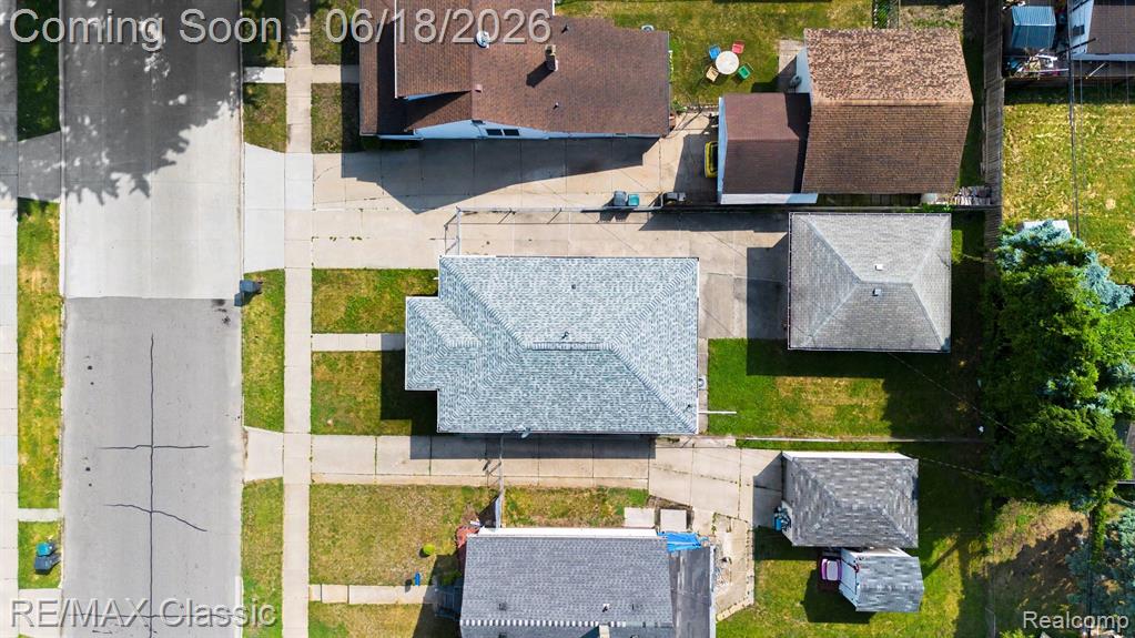 18825 Hanna Street Property Photo 15