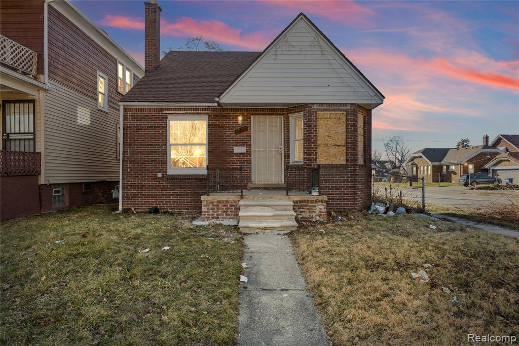 12373 Griggs Street Property Photo 1