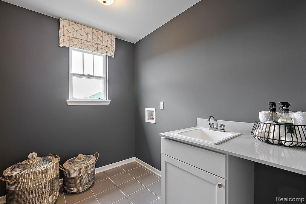 4437 Edison Boulevard Property Photo 15