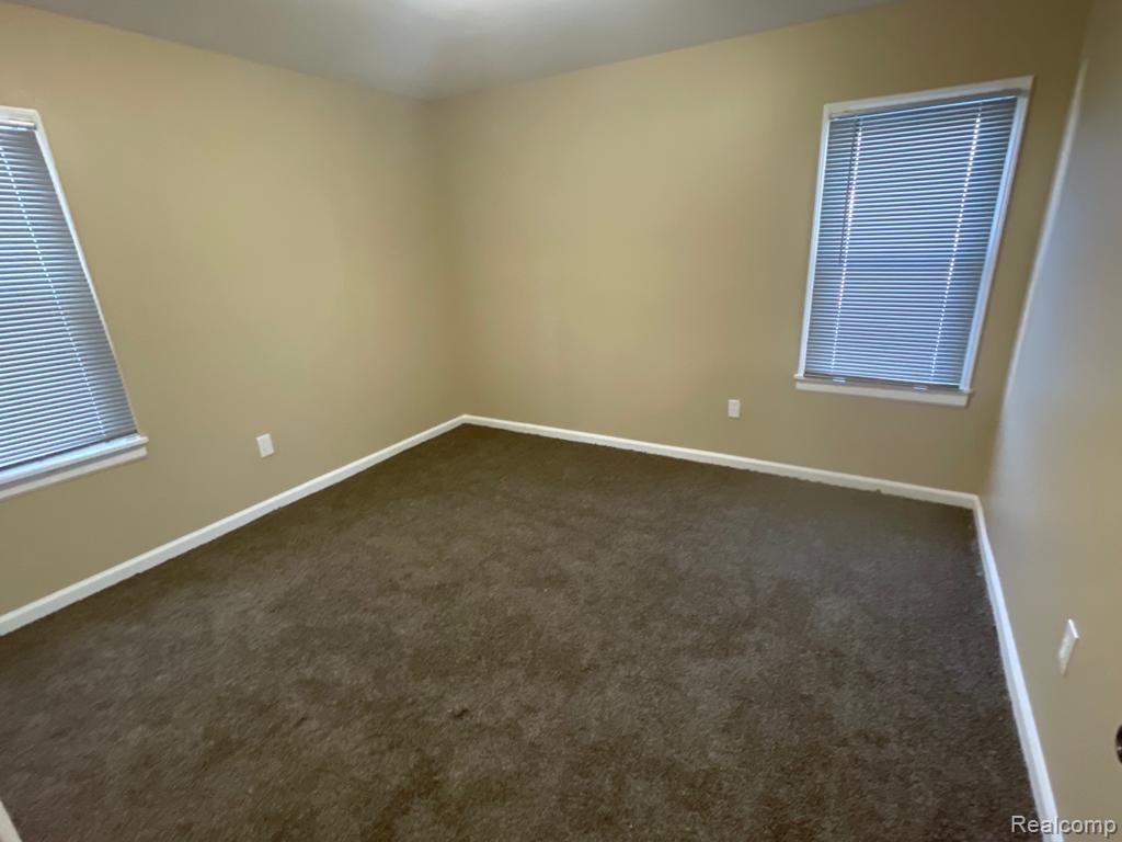 4705 Neff Avenue Property Photo 4