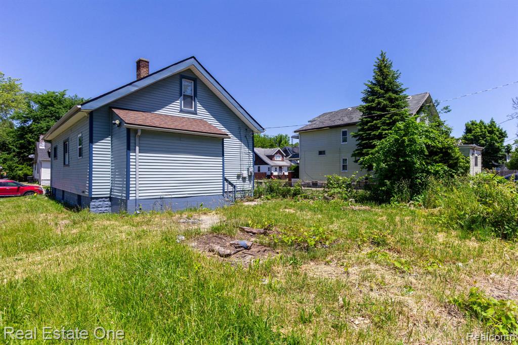 6427 Linsdale Street Property Photo 25