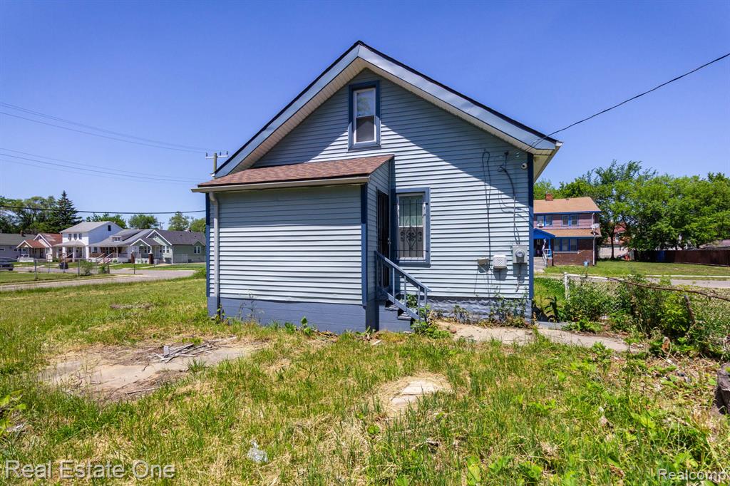 6427 Linsdale Street Property Photo 26