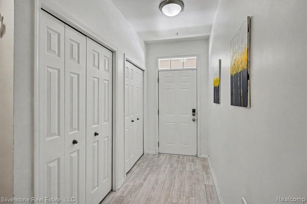3267 Camden Drive Property Photo 6