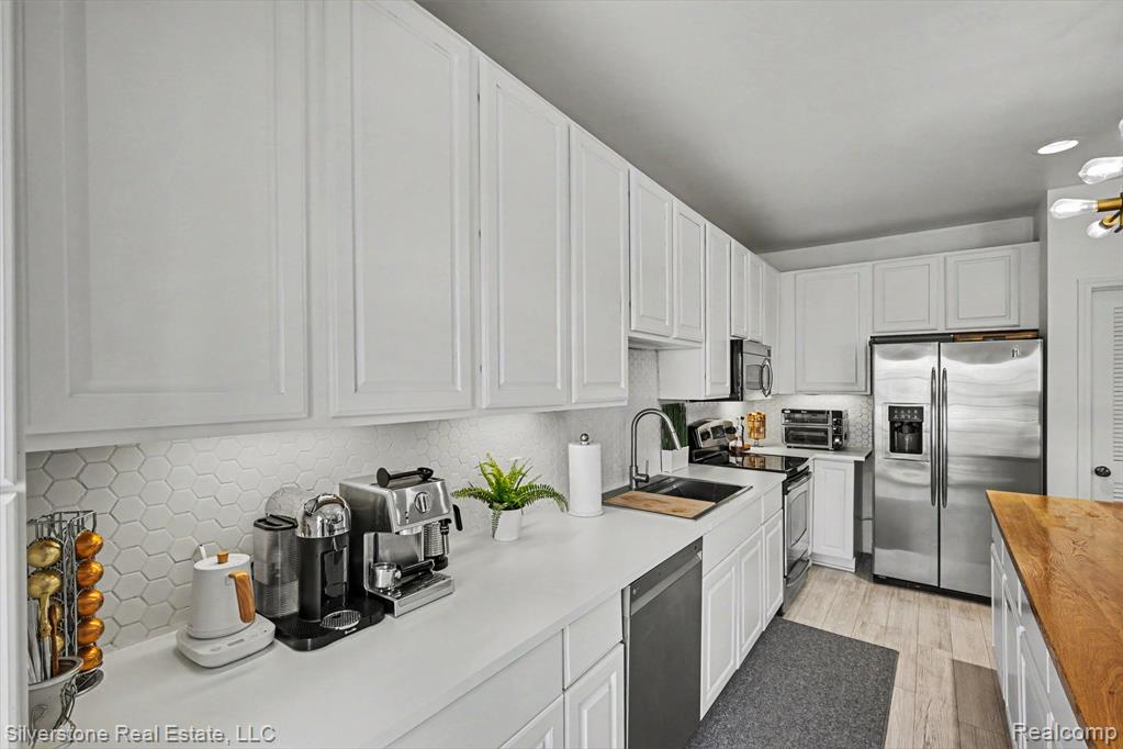 3267 Camden Drive Property Photo 11