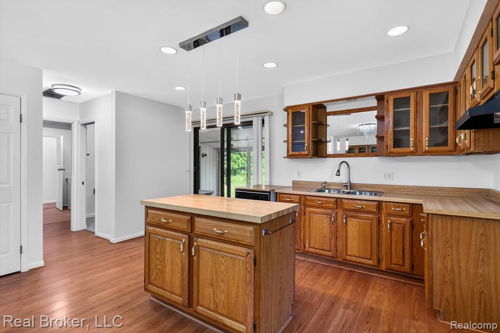 48050 Hull Road Property Photo 10