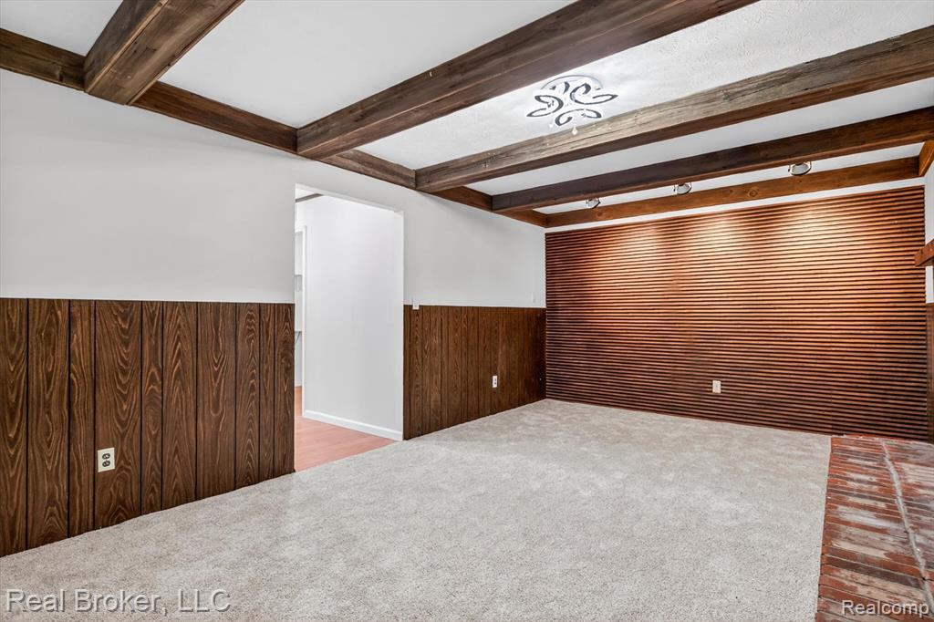 48050 Hull Road Property Photo 15