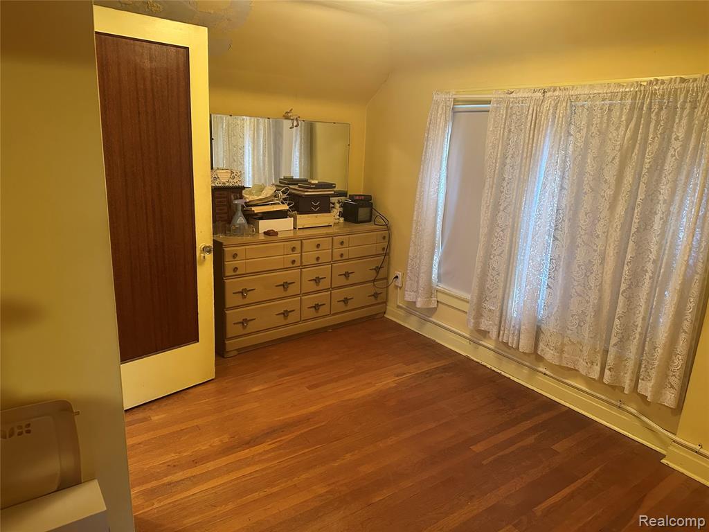 1315 Lutz Avenue Property Photo 2