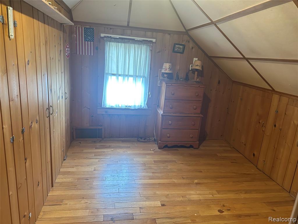 1315 Lutz Avenue Property Photo 4