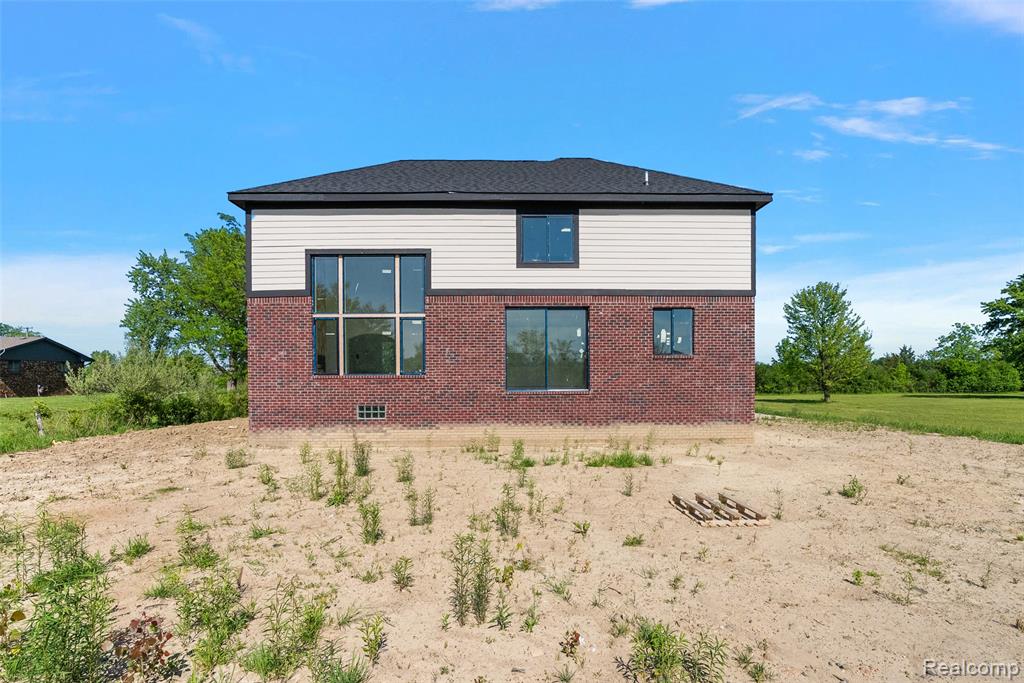 60637 Schoenherr Road Road Property Photo 4