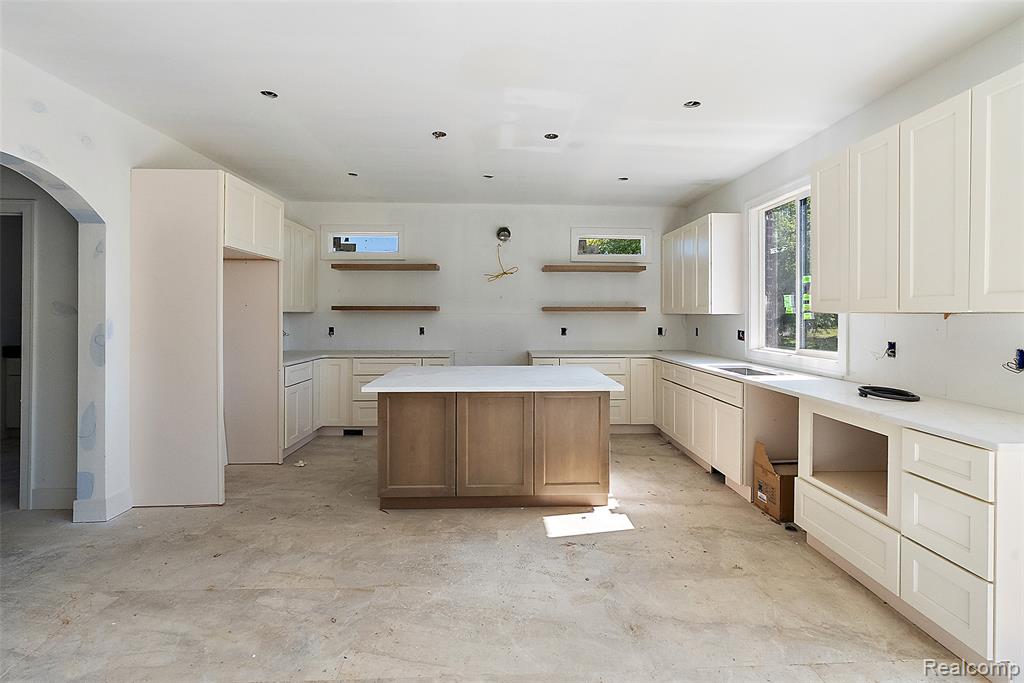 60637 Schoenherr Road Road Property Photo 12