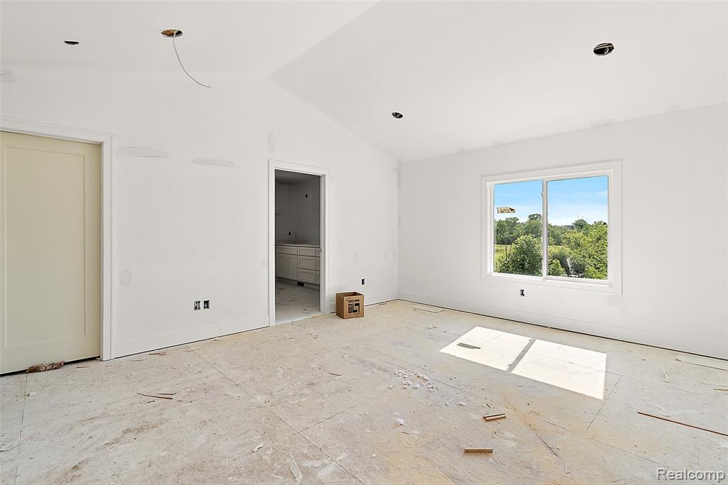60637 Schoenherr Road Road Property Photo 17