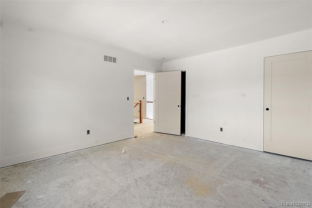 60637 Schoenherr Road Road Property Photo 23