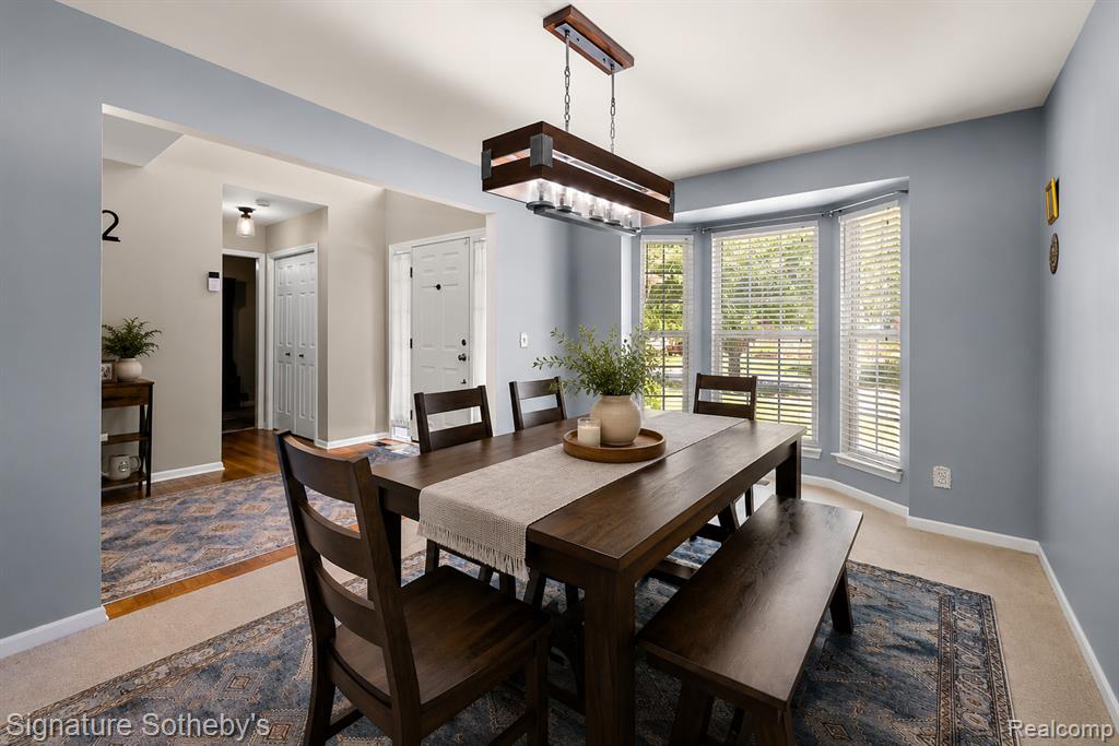 997 River Rock Drive Property Photo 11