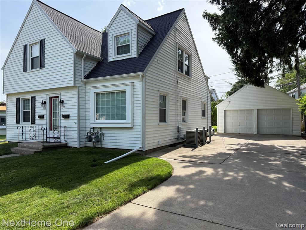 734-736 Briarcliff Road Property Photo 2