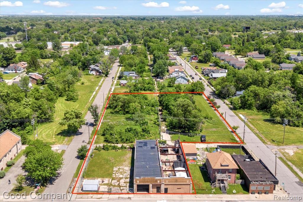 18326 John R Street Property Photo 1