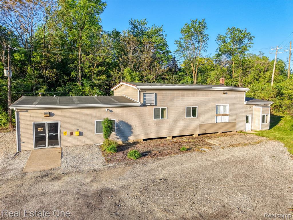 1621 Plymouth Road Property Photo 6